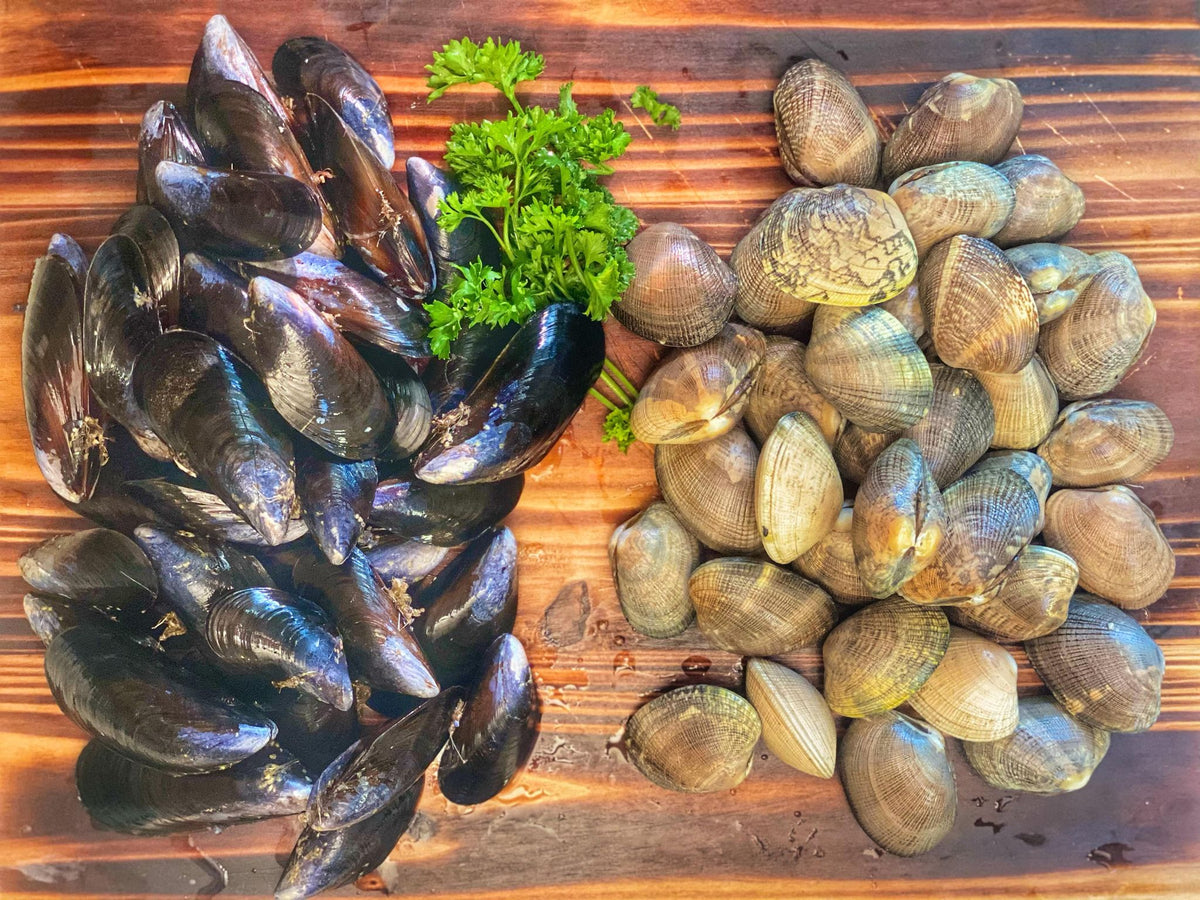 Mussel & Clam Medley Penn Cove Shellfish, LLC