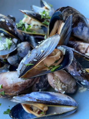 Open image in slideshow, Penn Cove Mussels
